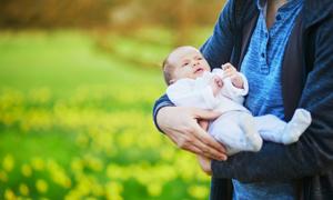 初生婴儿肚子咕咕响怎么回事