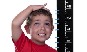 幼儿内裤发黄发绿怎么回事