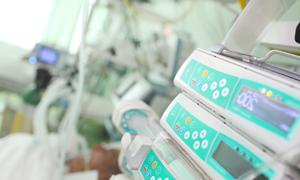 绝经后内膜厚度0.8正常吗